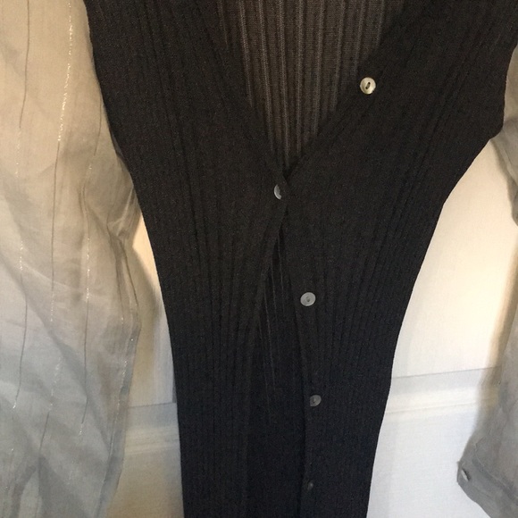 Sweater - Picture 2 of 5